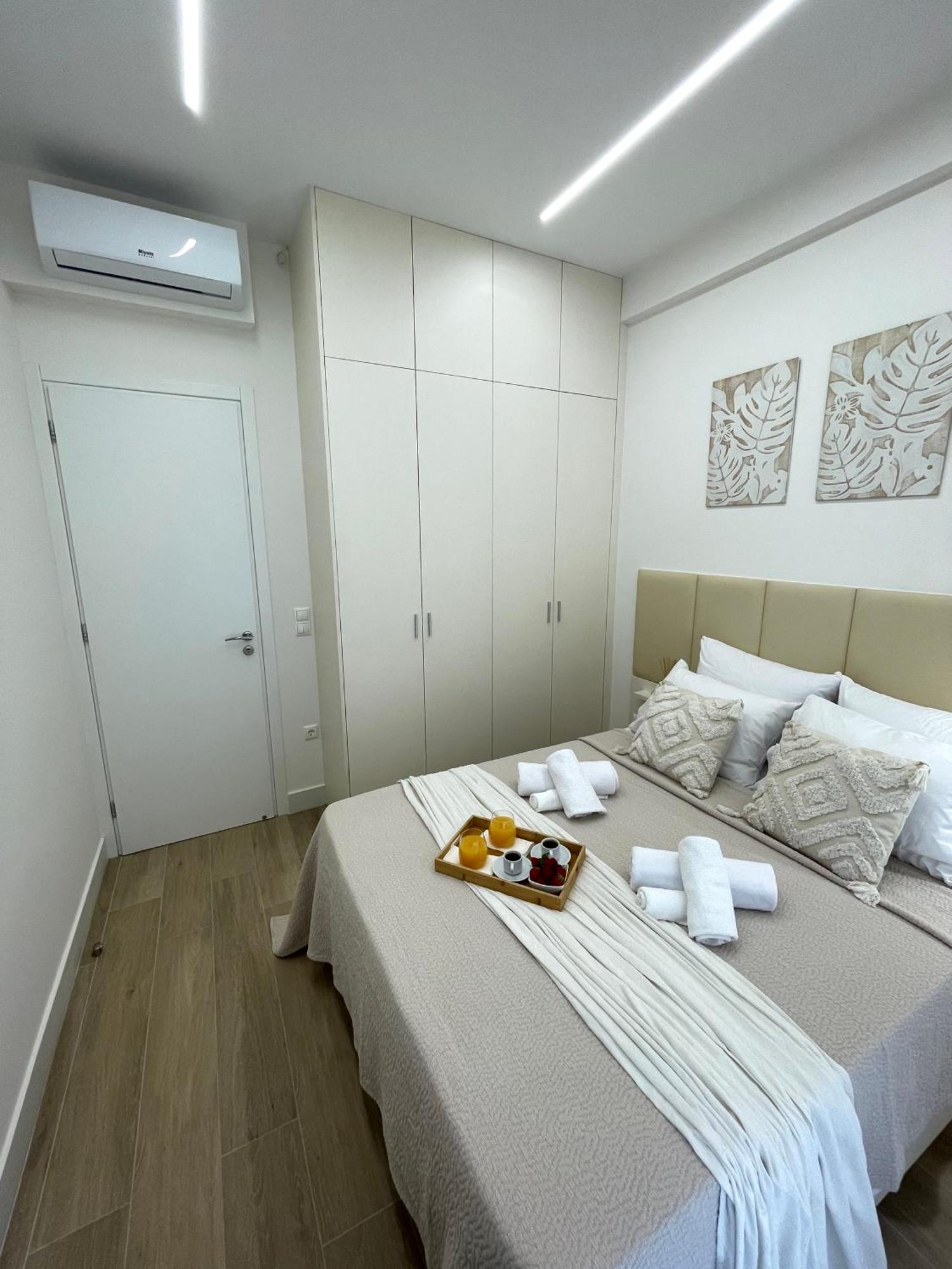 Aurora Apartment , In The Heart Of Atene Esterno foto